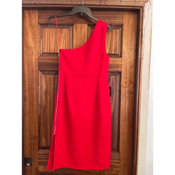 EXPRESS one shoulder side, zip red cocktail dress size 8 - Picture 6 of 6